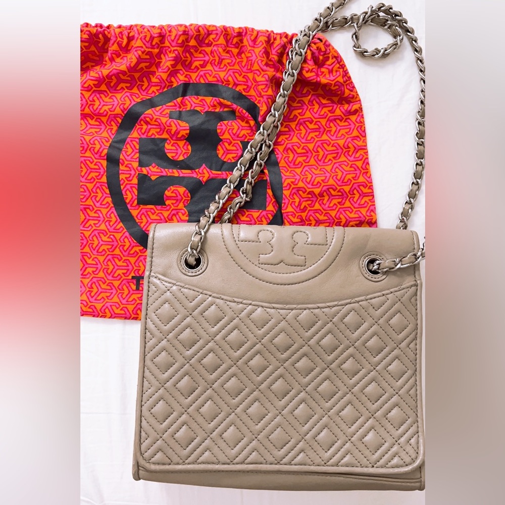 Tory burch Fleming medium flap bag